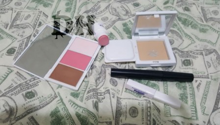 Celeteque-Blush-Face-Contour-Kit-review.jpg